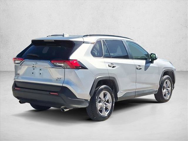 Used 2025 Toyota RAV4 XLE w/ Convenience Package AWD/4WD image 5