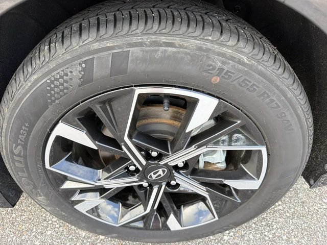 Used 2025 Hyundai Sonata SEL FWD image 33