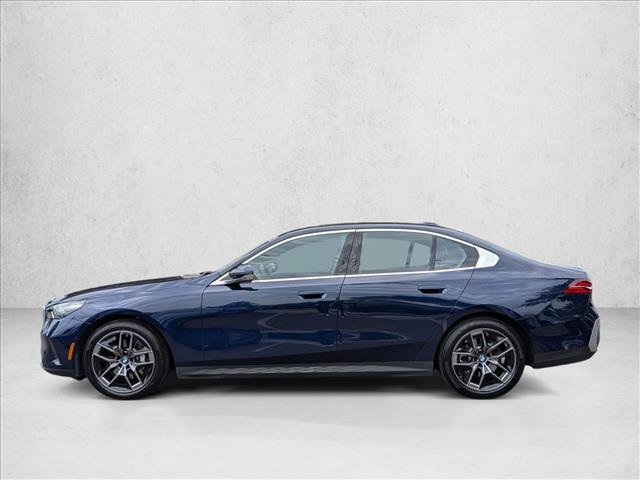 Used 2026 BMW 530i w/ Premium Package RWD image 9