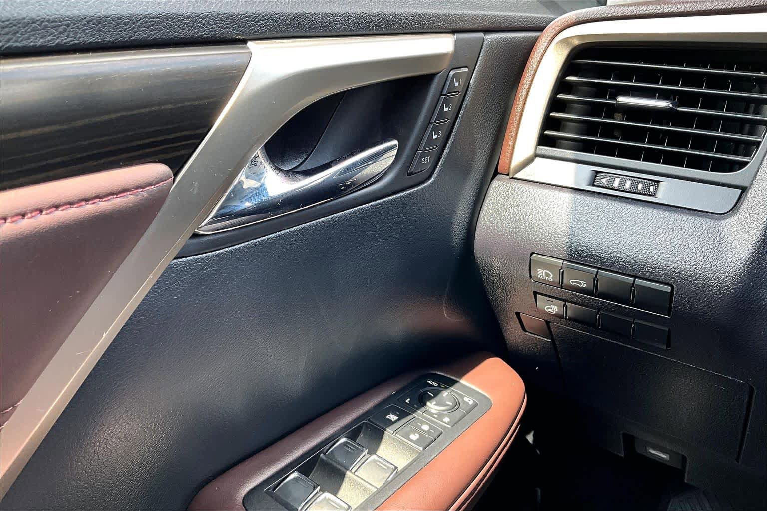 Used 2019 Lexus RX 350 FWD w/ Premium Package image 34