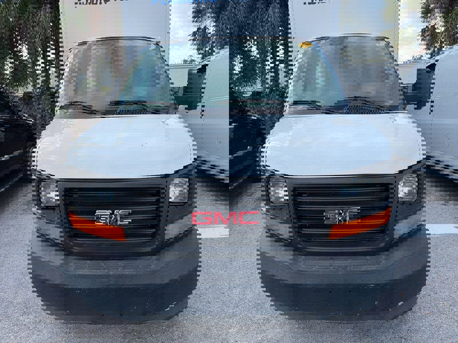 Used 2017 GMC Savana 3500 image 2