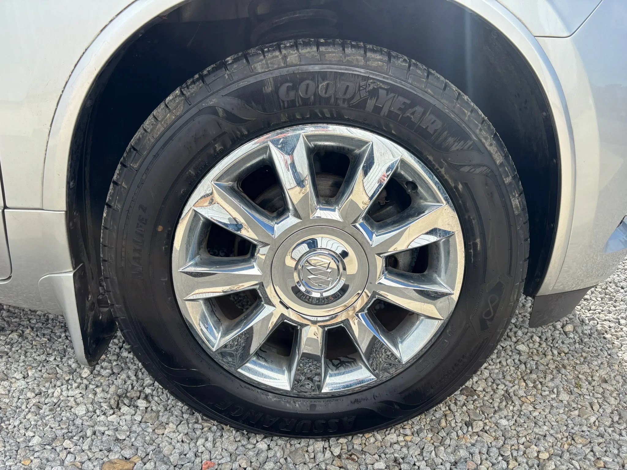 Used 2015 Buick Enclave Premium w/ Trailering Package AWD/4WD image 11