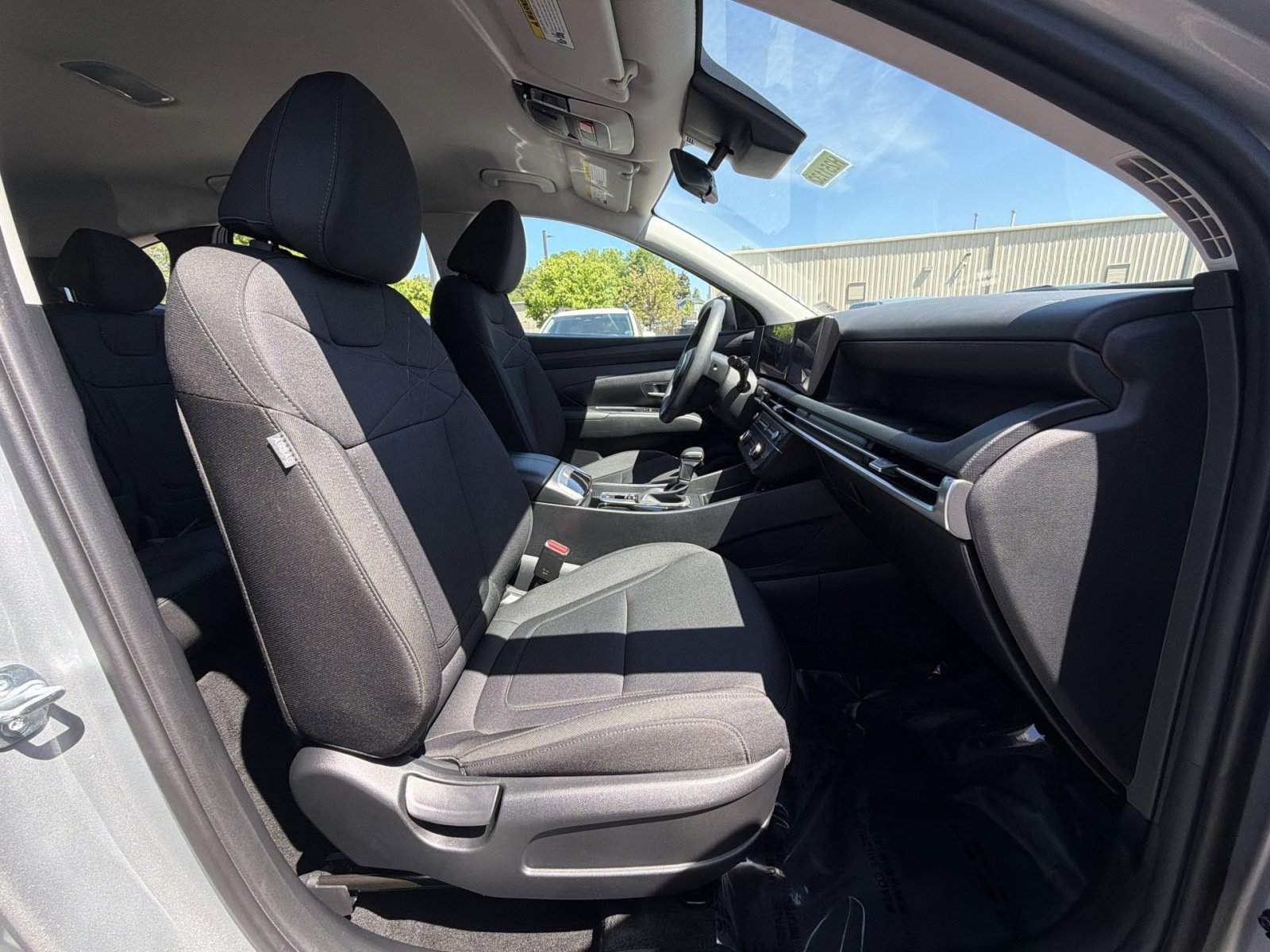 Certified 2025 Hyundai Tucson SE FWD image 26