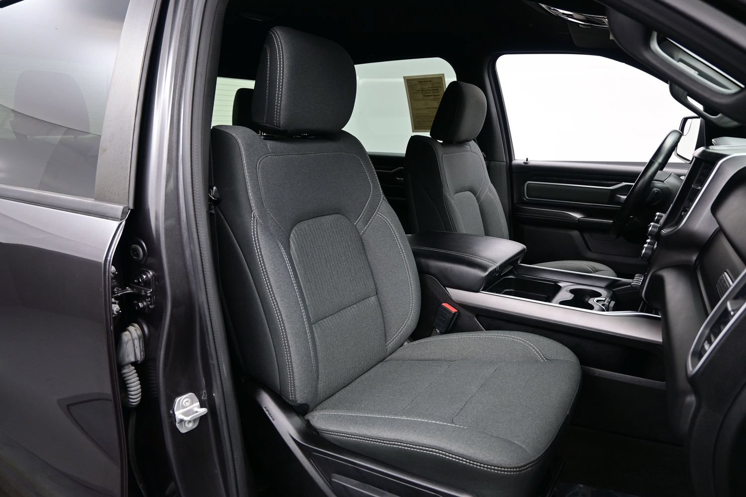 Used 2022 RAM 1500 Big Horn AWD/4WD image 17