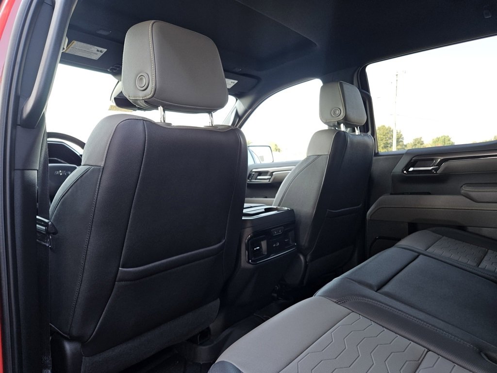 Used 2024 Chevrolet Silverado 1500 ZR2 w/ Technology Package image 21