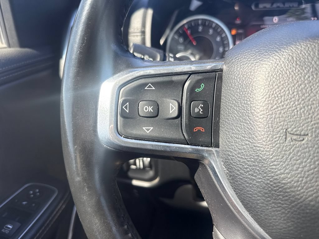 Used 2022 RAM 1500 Laramie AWD/4WD image 15