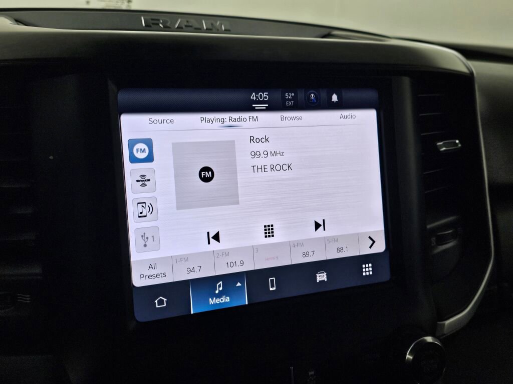 Used 2024 RAM 3500 Big Horn image 27