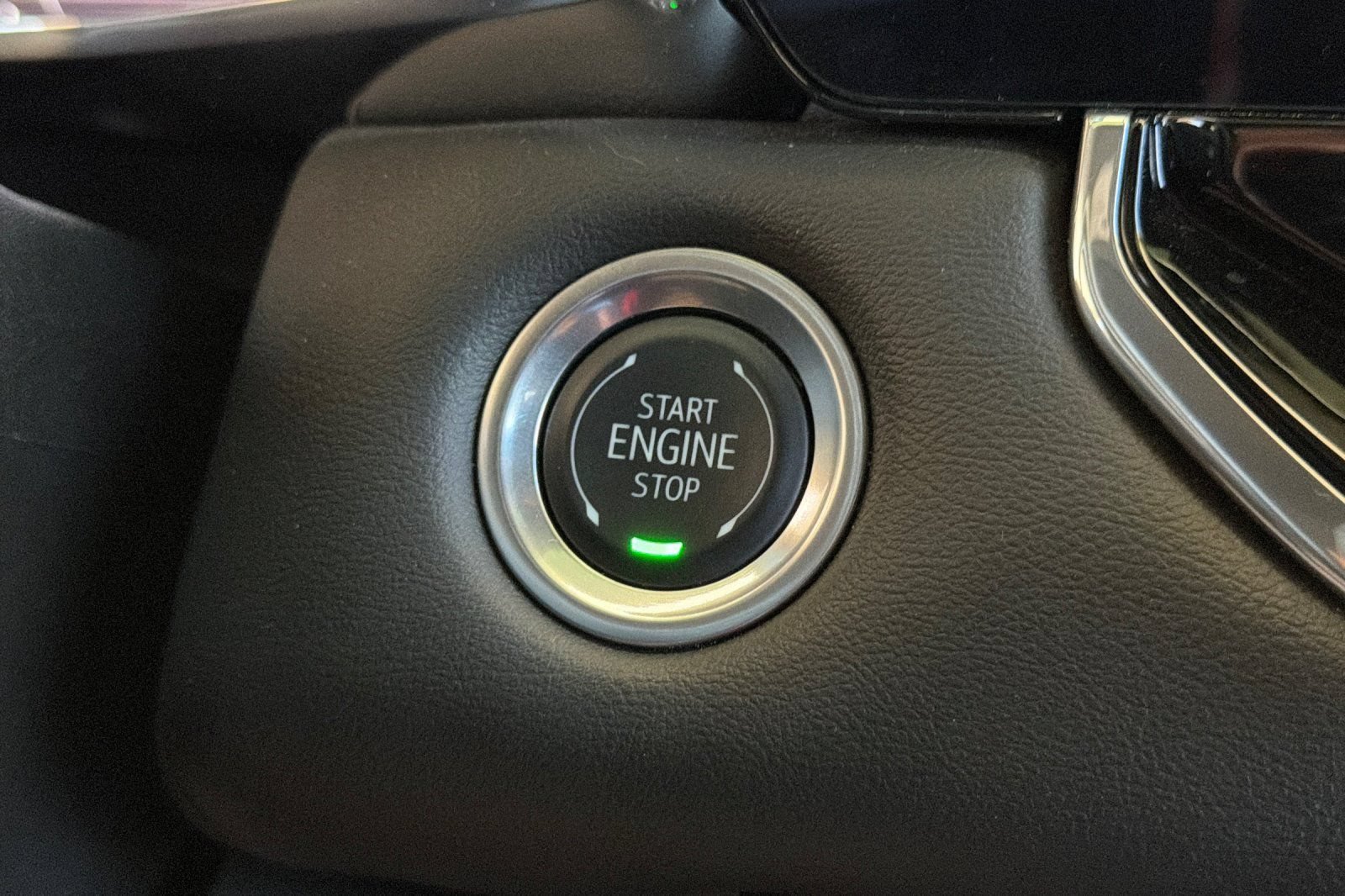 Used 2024 GMC Canyon Elevation w/ Elevation Premium Package RWD image 34