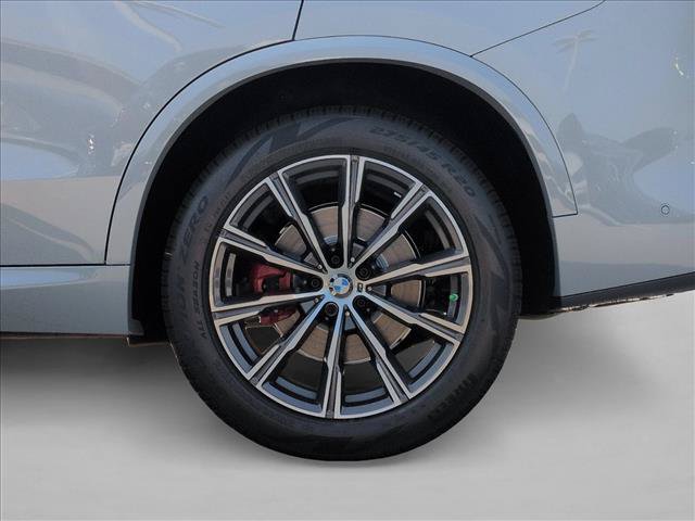 New 2026 BMW X5 xDrive40i w/ M Sport Package AWD/4WD image 10