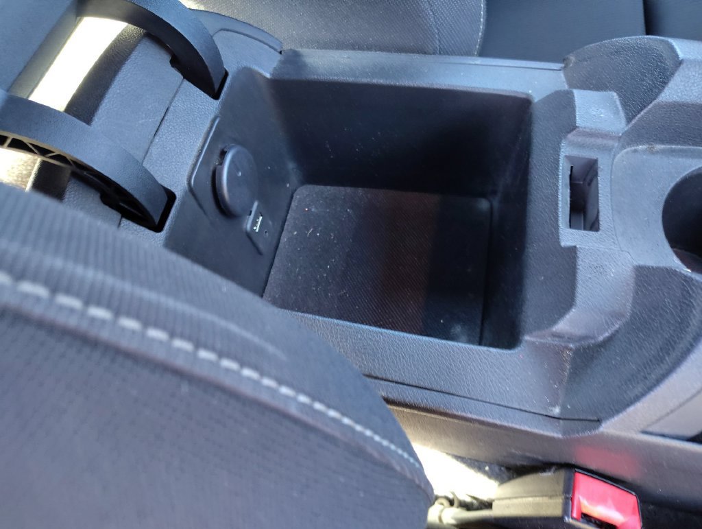 Used 2015 Chevrolet Camaro SS RWD image 25