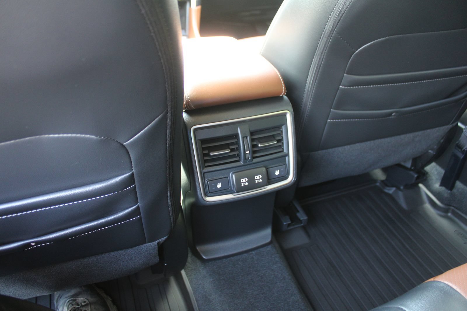 Used 2024 Subaru Forester Touring w/ POP Package 3 AWD/4WD image 26
