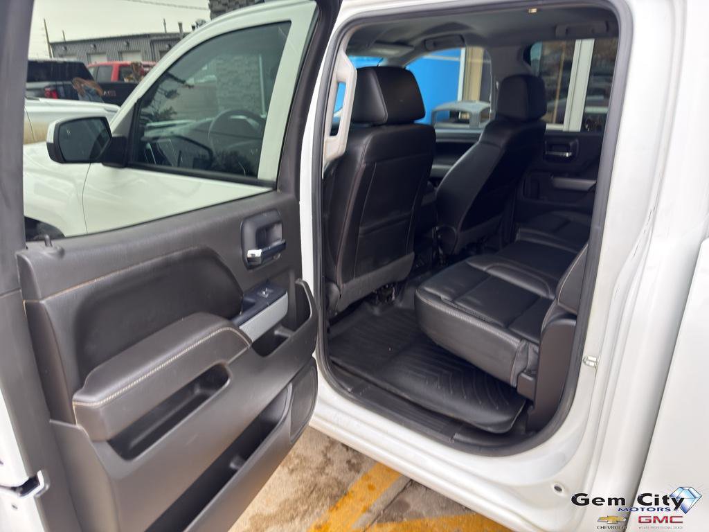 Used 2017 Chevrolet Silverado 1500 LT w/ All Star Edition AWD/4WD image 9