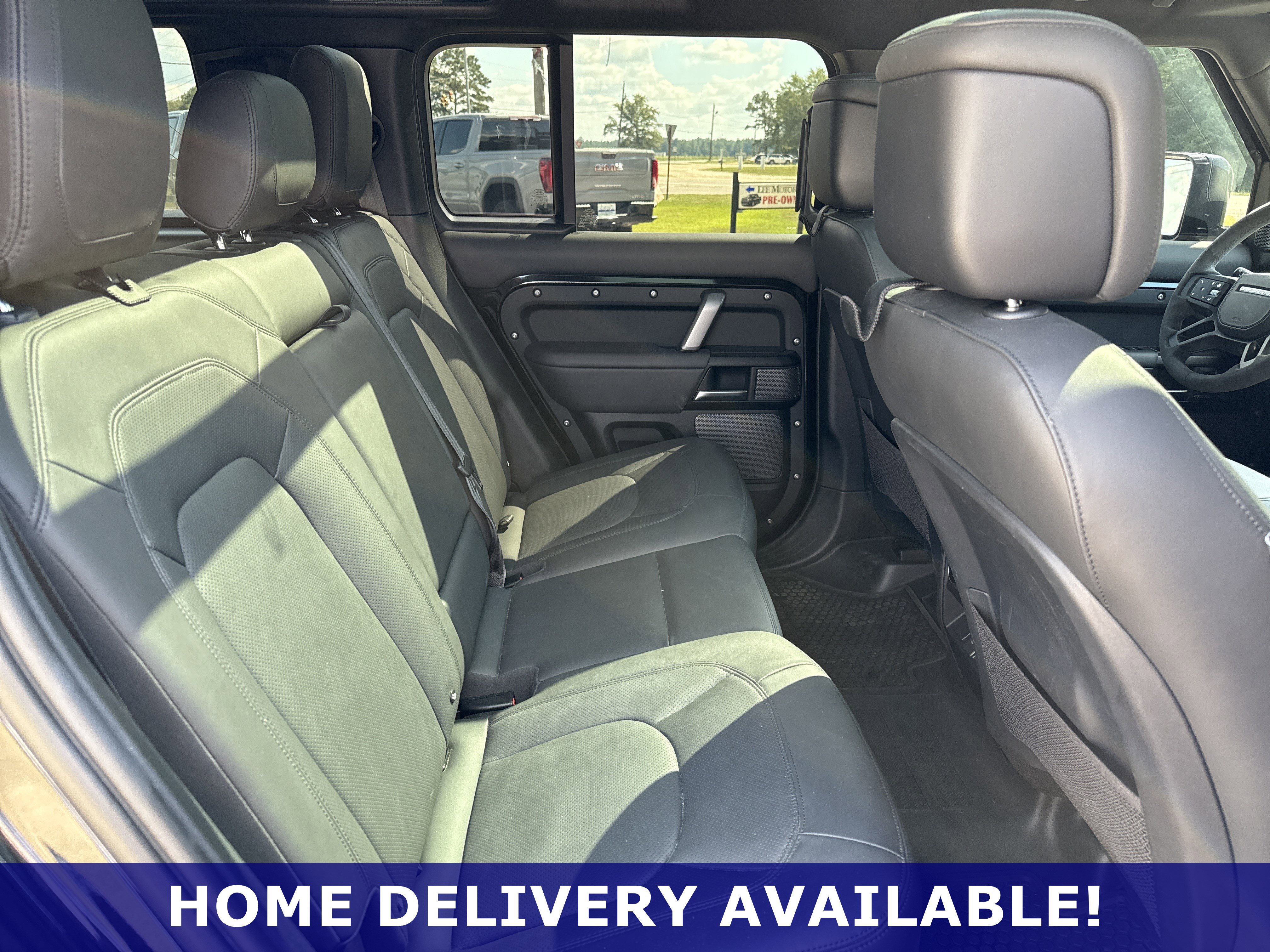 Used 2024 Land Rover Defender 110 V8 image 26