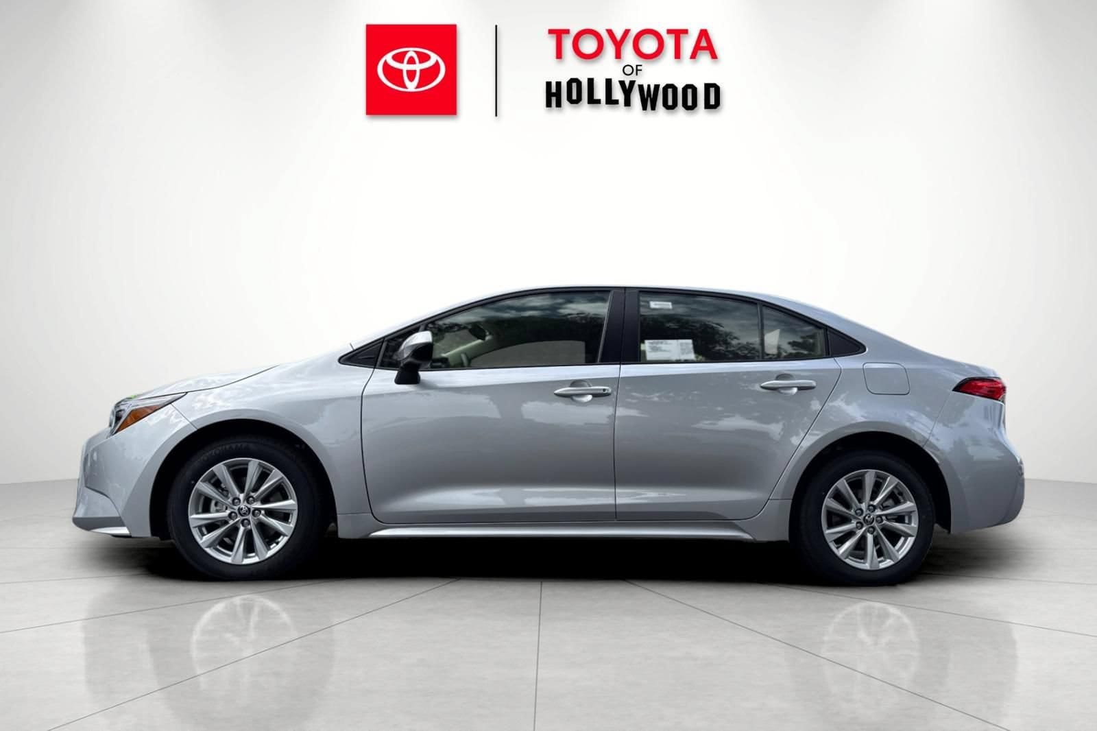 New 2026 Toyota Corolla LE w/ LE Premium Package FWD image 9