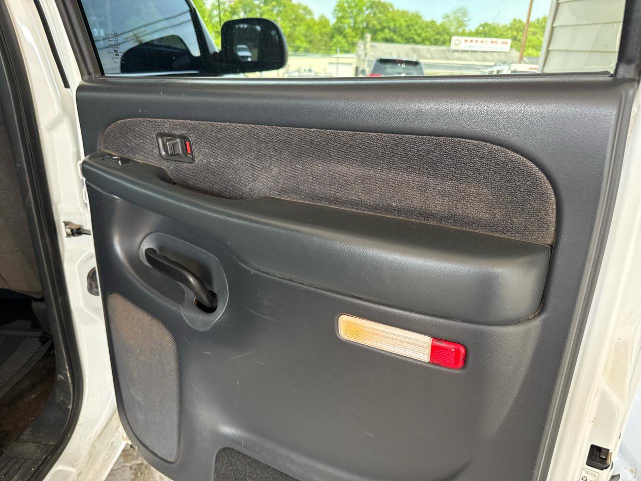 Used 2002 GMC Sierra 2500 4x4 Crew Cab HD w/ Snow Plow Prep Pkg image 12