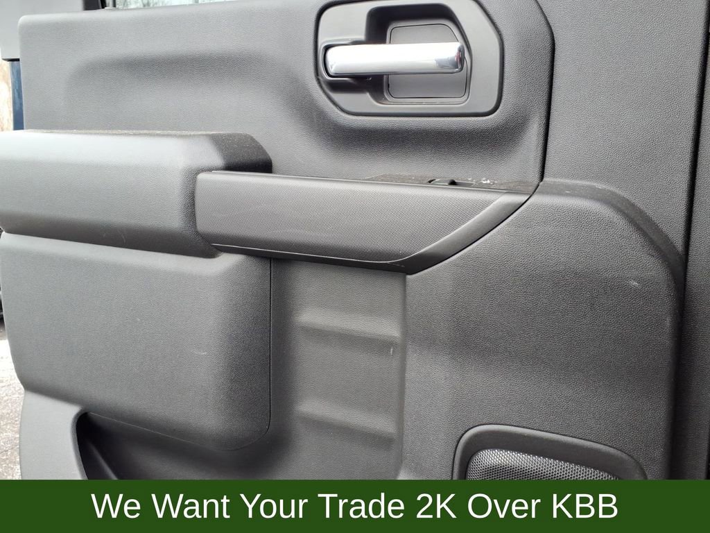 Used 2022 Chevrolet Silverado 2500 Custom w/ Custom Convenience Package image 14