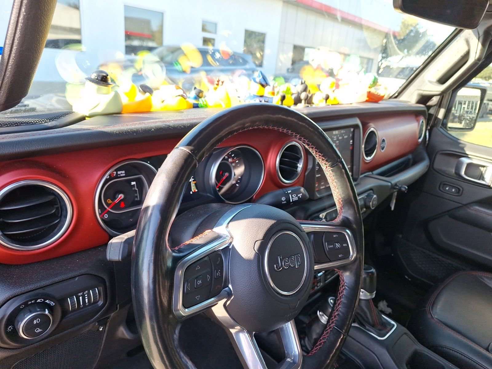 Used 2021 Jeep Gladiator Rubicon image 16