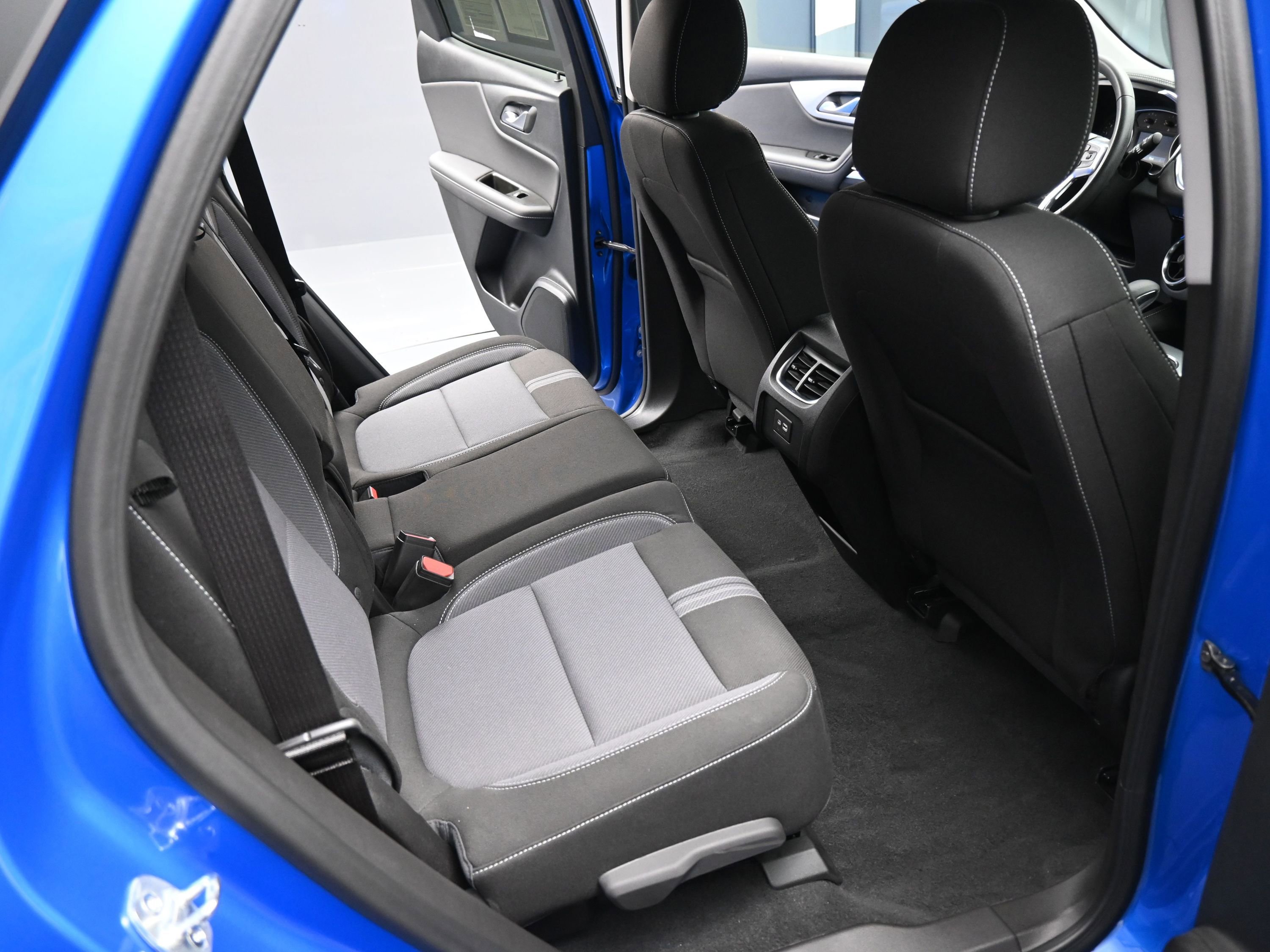 Certified 2025 Chevrolet Blazer LT image 18