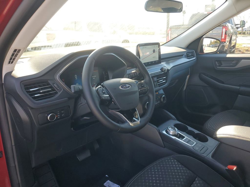 New 2026 Ford Escape Active w/ Cold Weather Package image 15