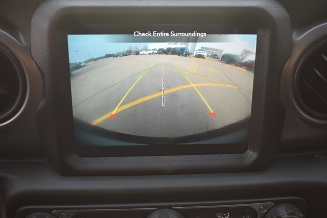 Used 2021 Jeep Wrangler Sport S image 22