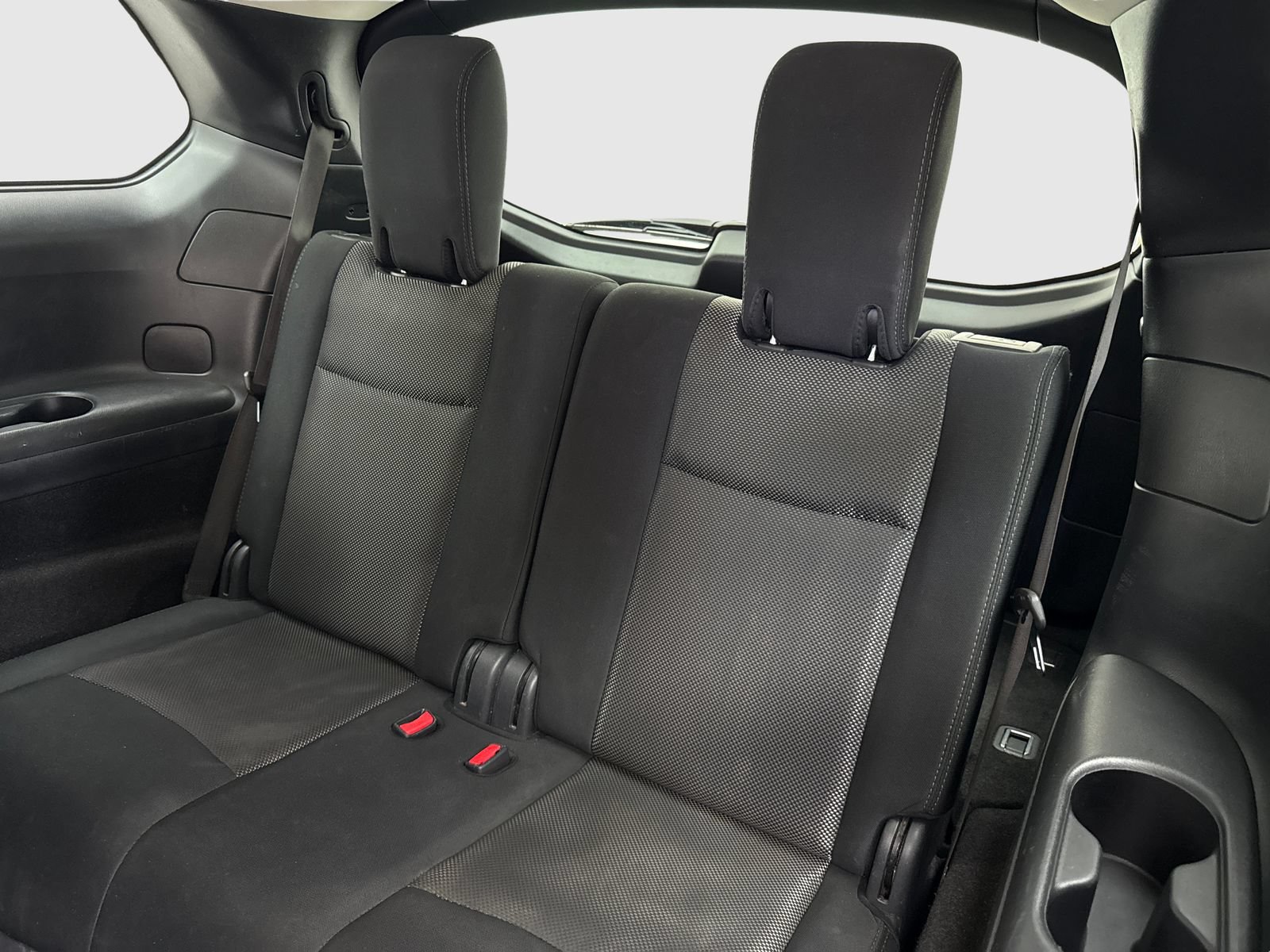 Used 2020 Nissan Pathfinder SV FWD image 38