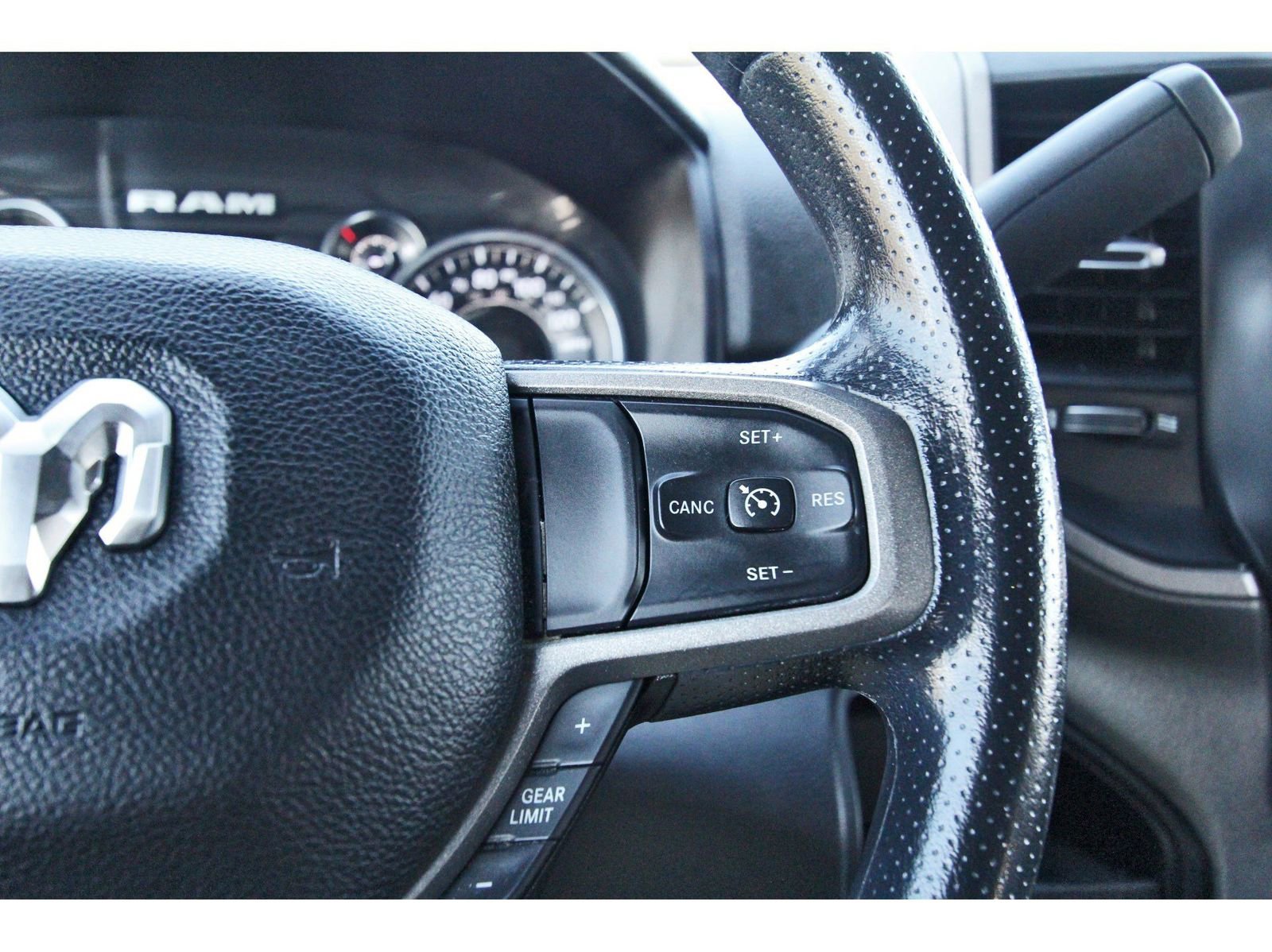 Used 2024 RAM 5500 Tradesman w/ Chrome Appearance Group image 25