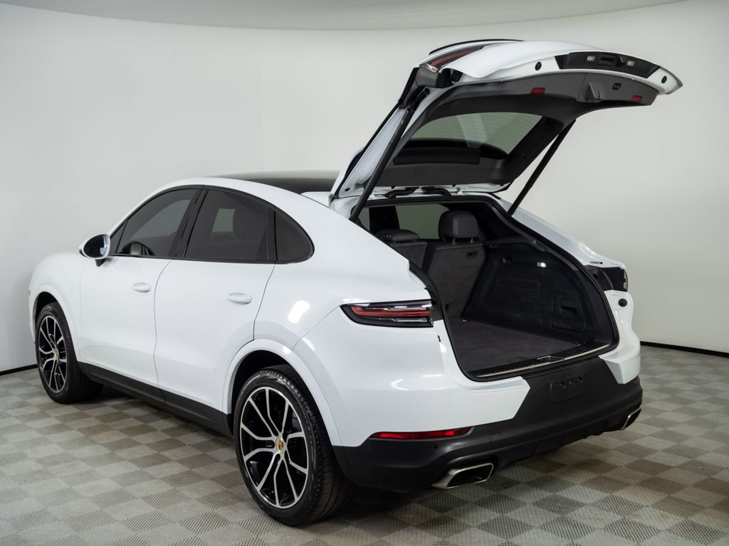 Used 2021 Porsche Cayenne Coupe image 33