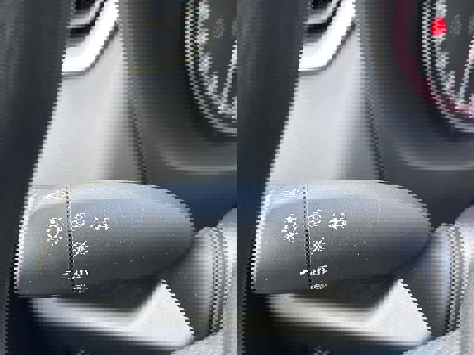 Used 2024 Toyota RAV4 XLE image 22