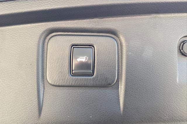 Used 2019 Nissan Murano S AWD/4WD image 26