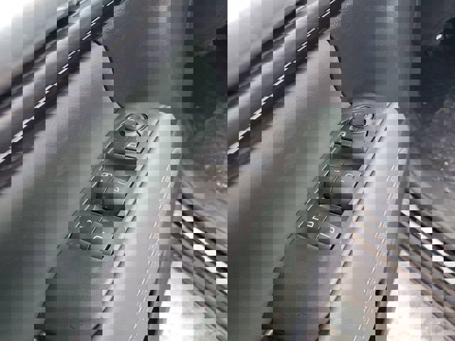 New 2026 GMC Terrain AT4 w/ Technology Package II AWD/4WD image 18