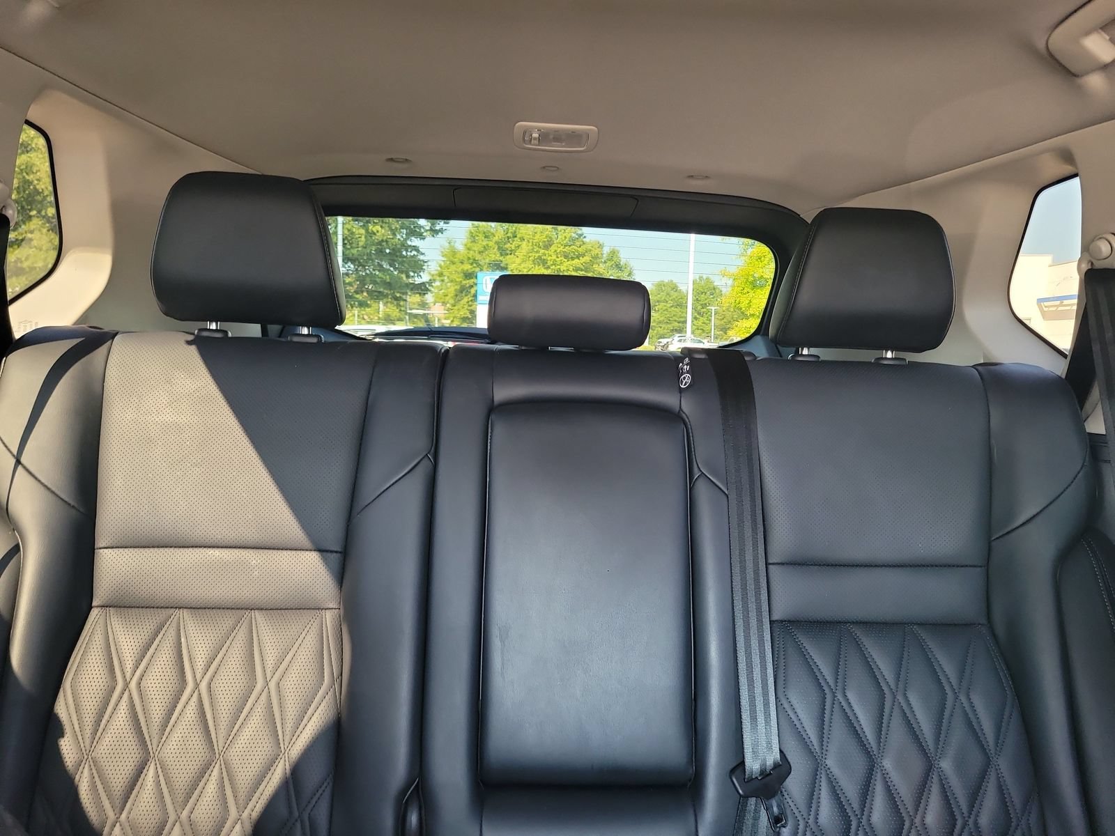 Used 2023 Nissan Rogue Platinum w/ Platinum Premium Package FWD image 23