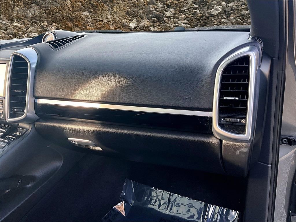 Used 2014 Porsche Cayenne Base image 14