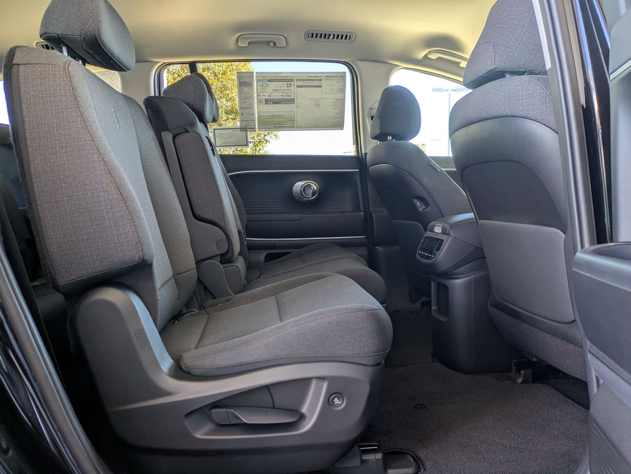 New 2026 Hyundai Ioniq 9 S image 10