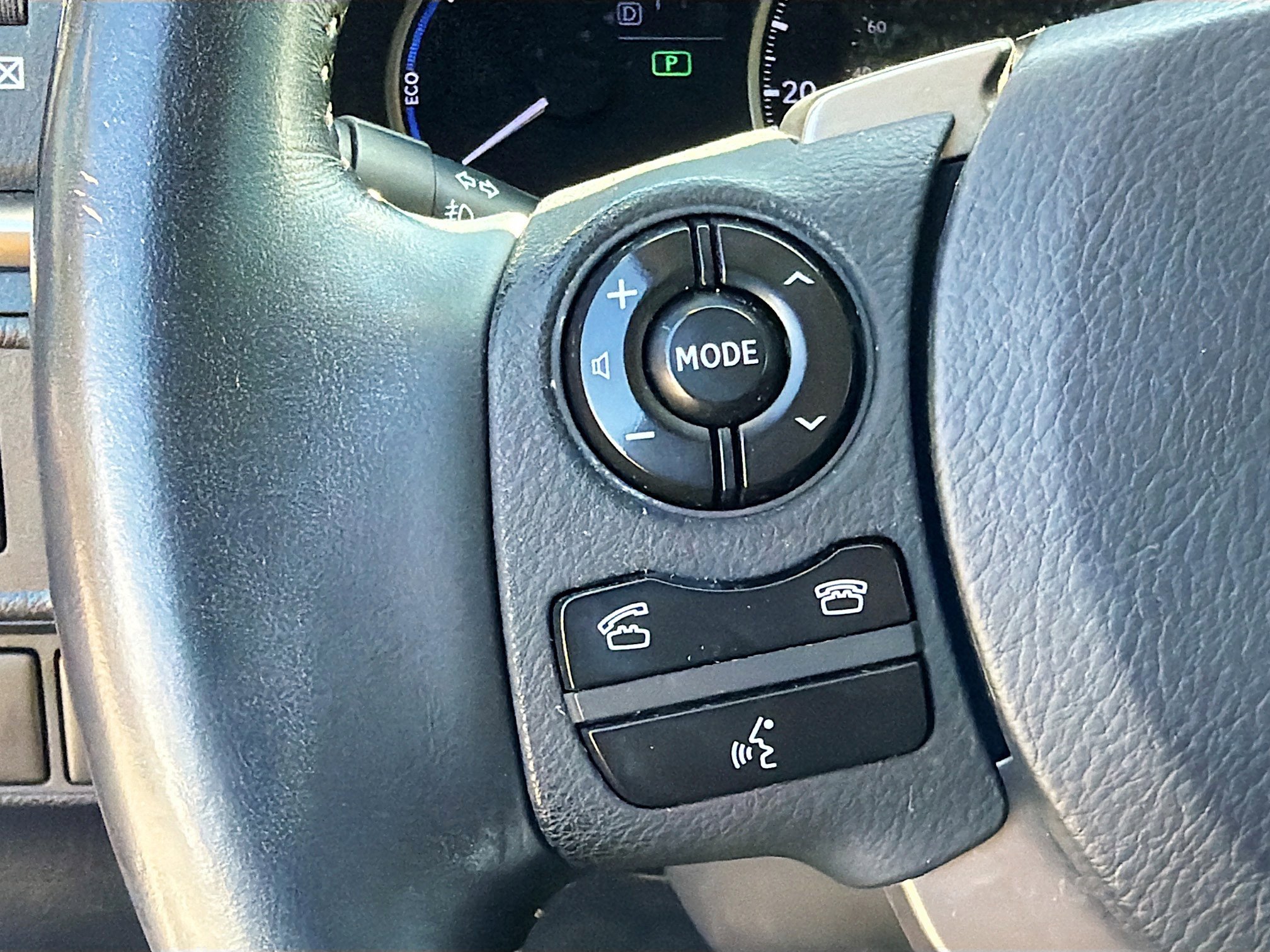 Used 2015 Lexus CT 200h w/ Navigation Package image 33