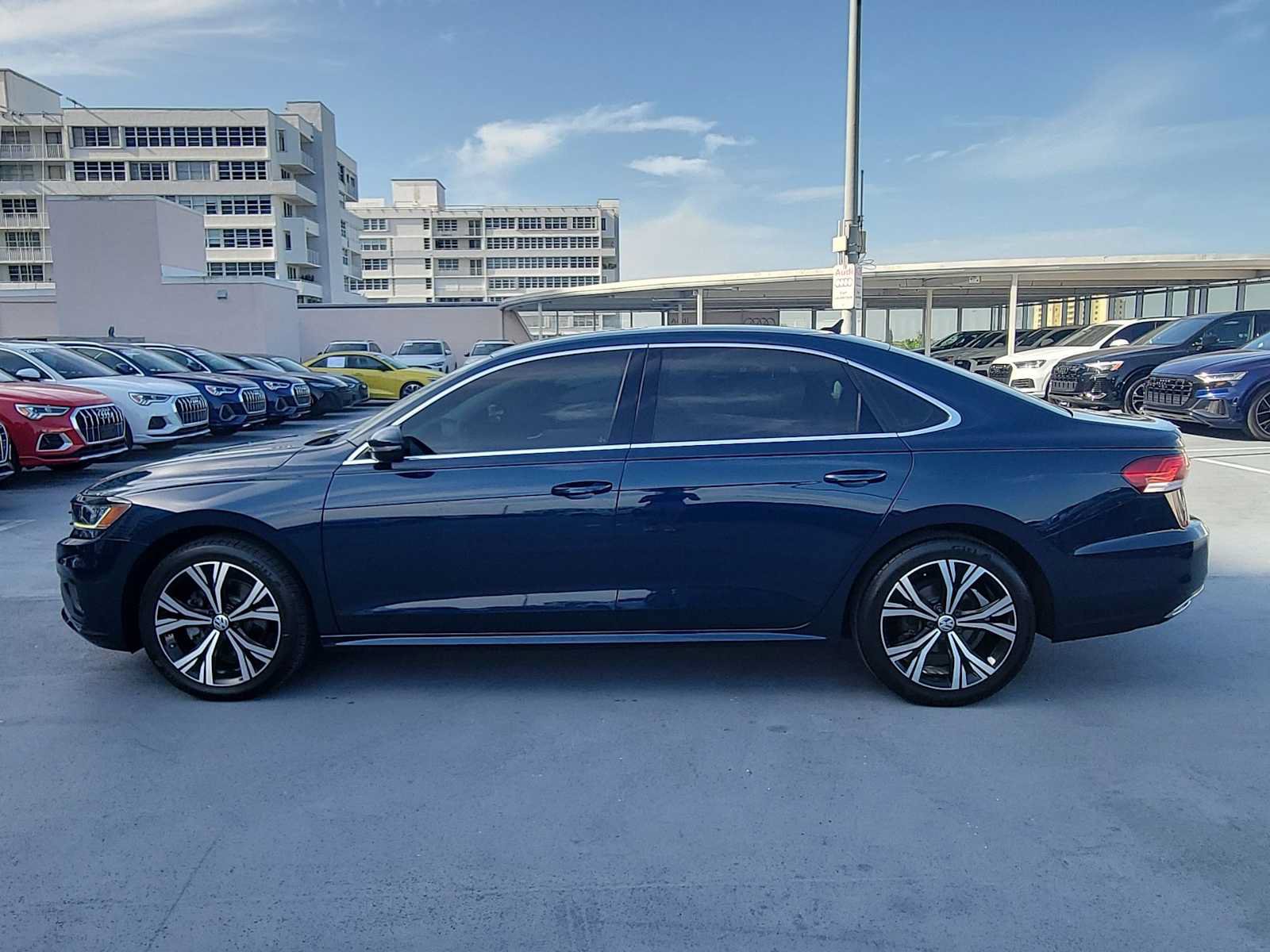 Used 2021 Volkswagen Passat 2.0T SE FWD video 3