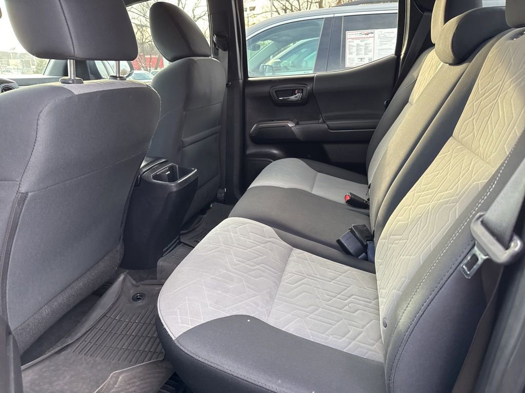 Used 2021 Toyota Tacoma TRD Off-Road image 13