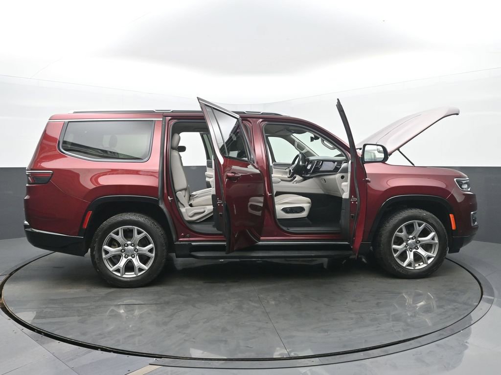 Used 2022 Jeep Wagoneer Series II image 59