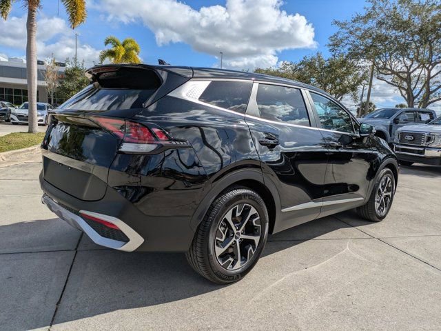 Used 2023 Kia Sportage EX image 7