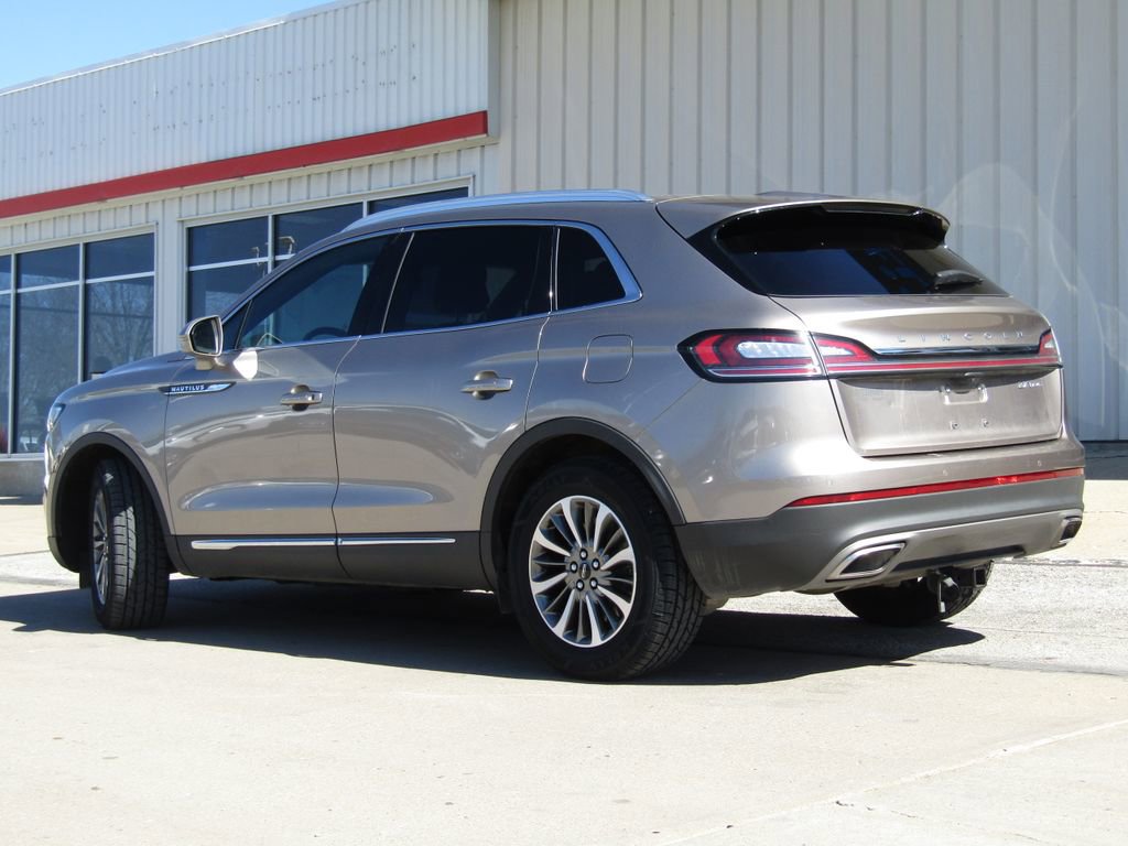 Used 2019 Lincoln Nautilus Select image 8