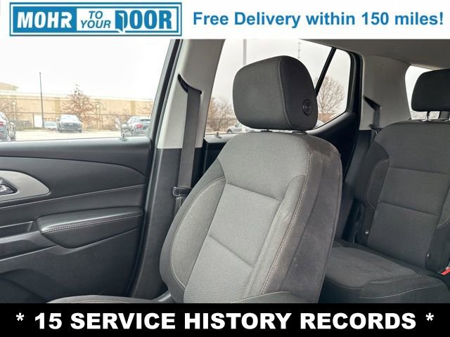 Used 2020 Chevrolet Traverse LT image 24