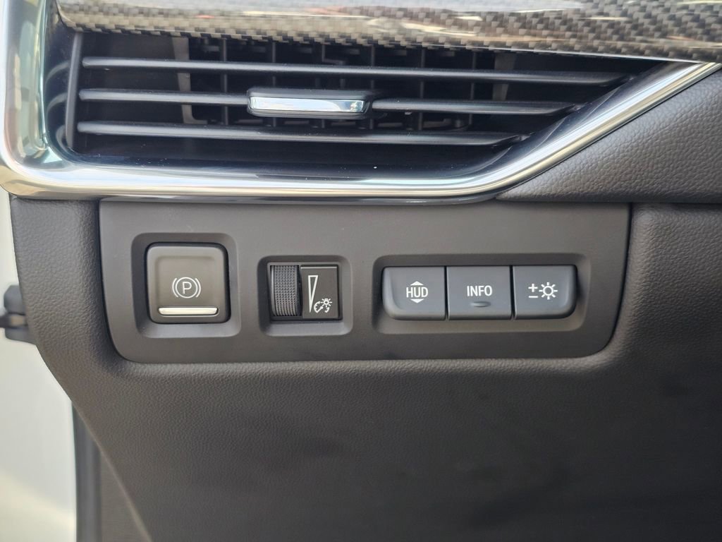 Used 2023 Cadillac XT4 Sport AWD/4WD image 34