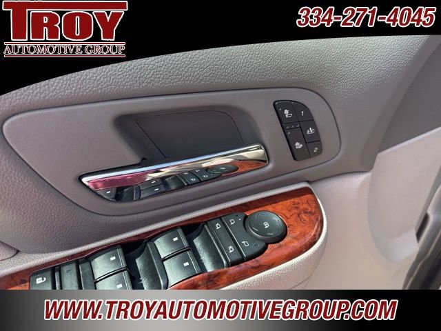 Used 2013 Chevrolet Suburban LT w/ Luxury Package image 30