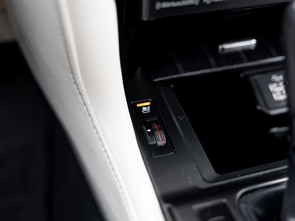 Used 2023 Lexus GX 460 Premium image 27