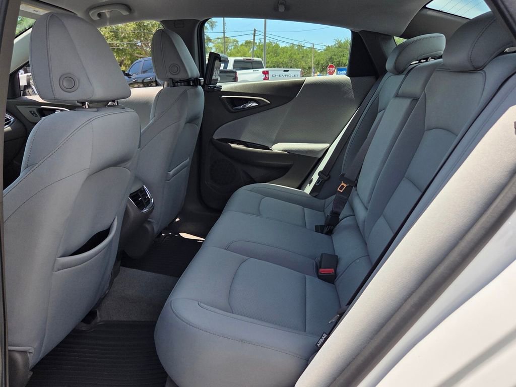 Certified 2018 Chevrolet Malibu LT w/ LPO, Convenience Package 2 FWD image 11