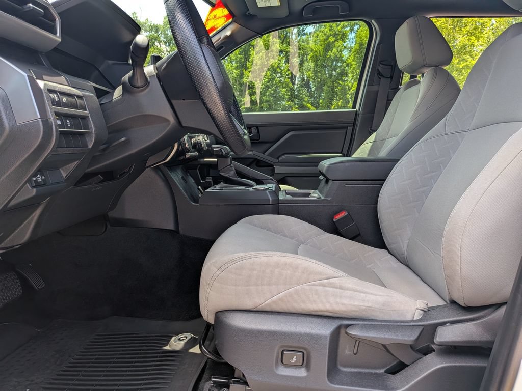 Used 2025 Toyota Tacoma SR5 RWD image 11