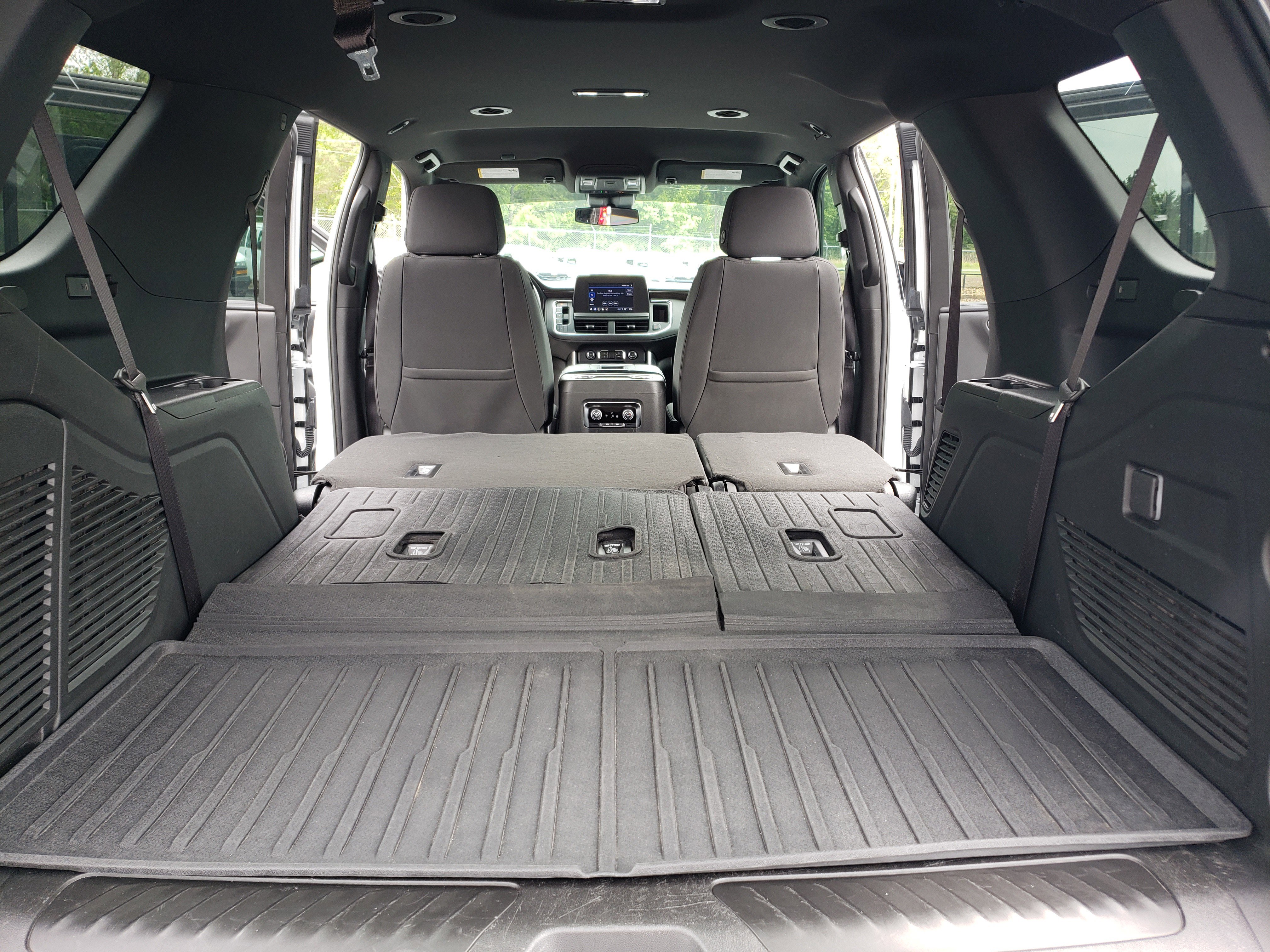 Used 2024 Chevrolet Tahoe LS RWD image 13