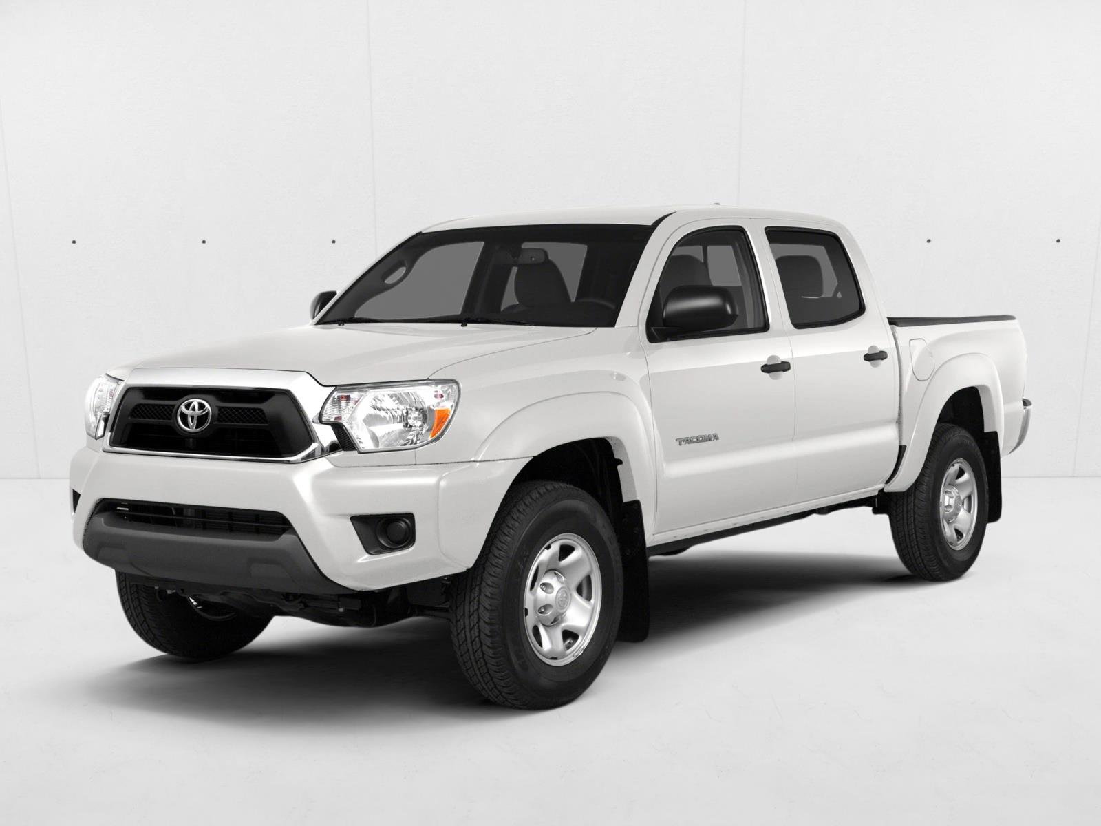 Used 2015 Toyota Tacoma PreRunner w/ TRD Sport Package RWD image 1