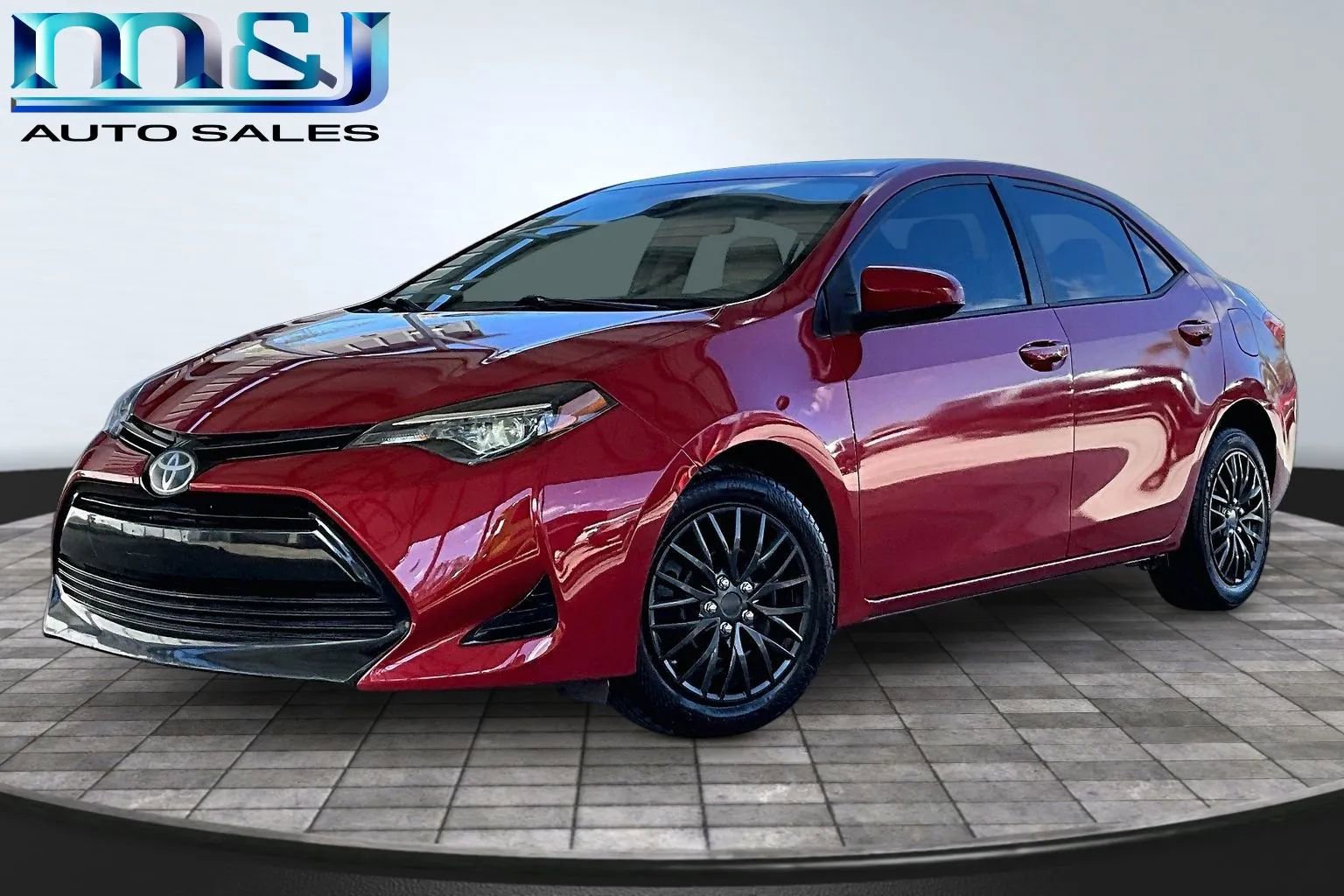 Used 2017 Toyota Corolla LE FWD image 1