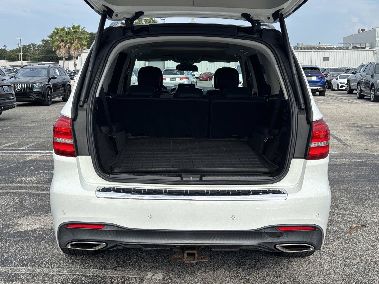 Used 2018 Mercedes-Benz GLS 550 4MATIC image 11
