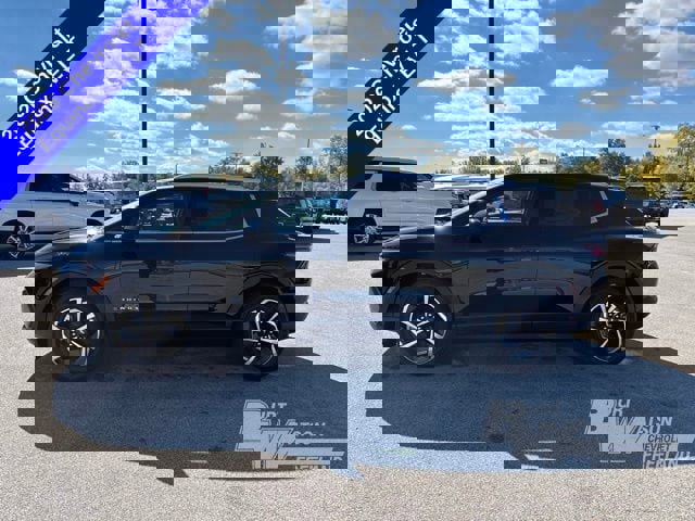 New 2026 Chevrolet Equinox EV LT image 2